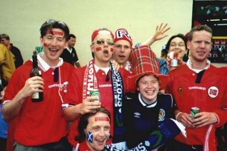 Anne with some Norwegians supporters in Bordeaux 16th June 1999